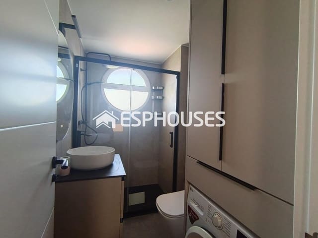 Apartamento de 2 habitaciones en Guardamar Playa, Guardamar del Segura en venta con garaje - 250.000 € (Ref: 9802695)