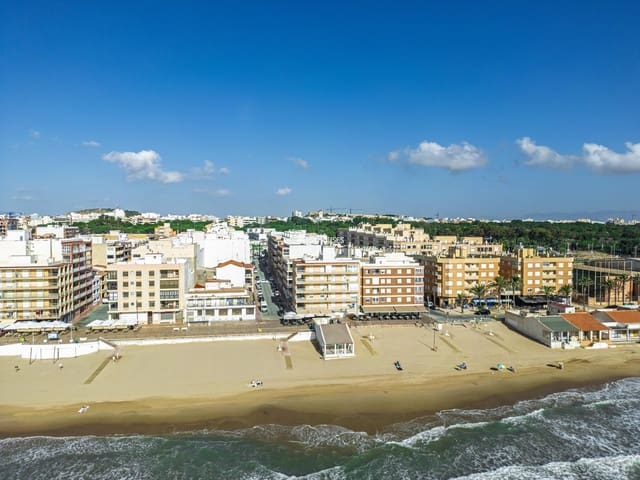 2 soverom Leilighet til salgs i Guardamar Playa, Guardamar del Segura med garasje - € 250 000 (Ref: 9802695)