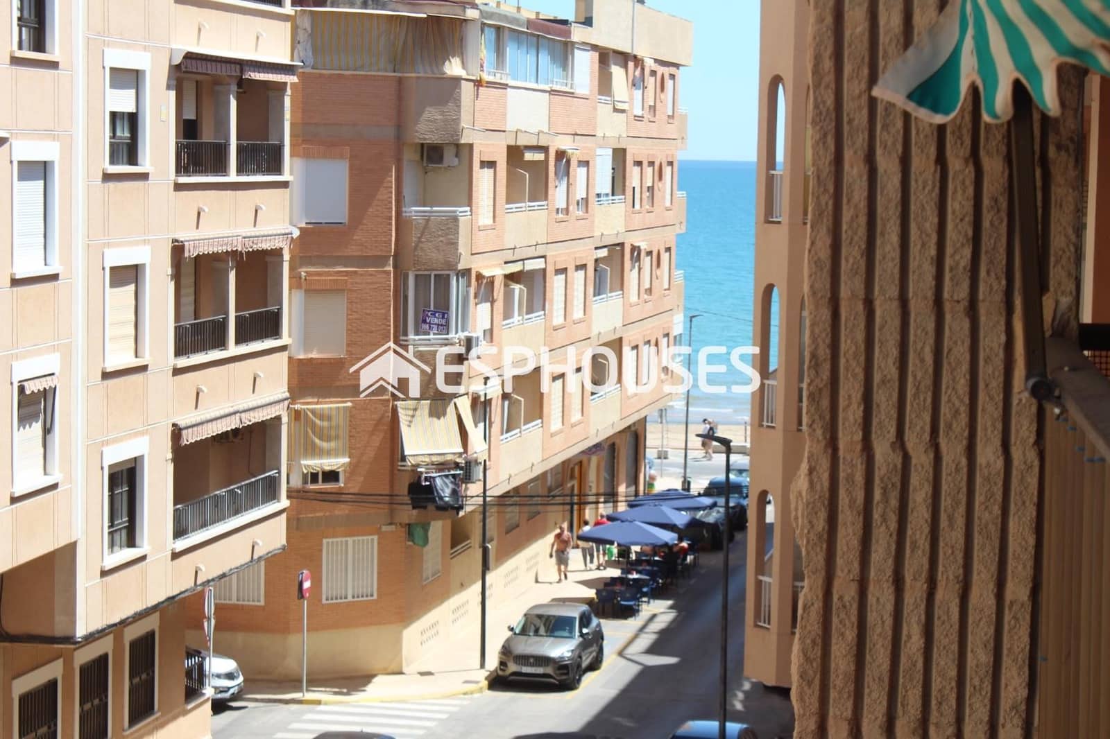 Apartamento de 2 habitaciones en Guardamar del Segura en venta con garaje - 245.000 € (Ref: 9802696)