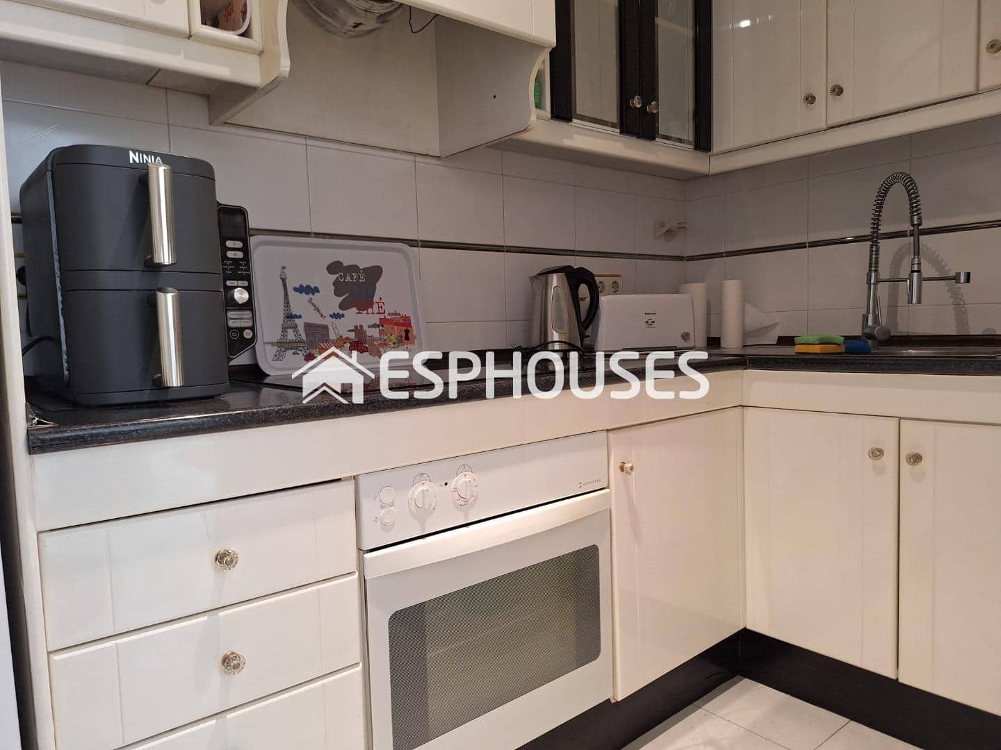 2 quarto Apartamento para venda em Guardamar del Segura com piscina - 185 000 € (Ref: 9812358)