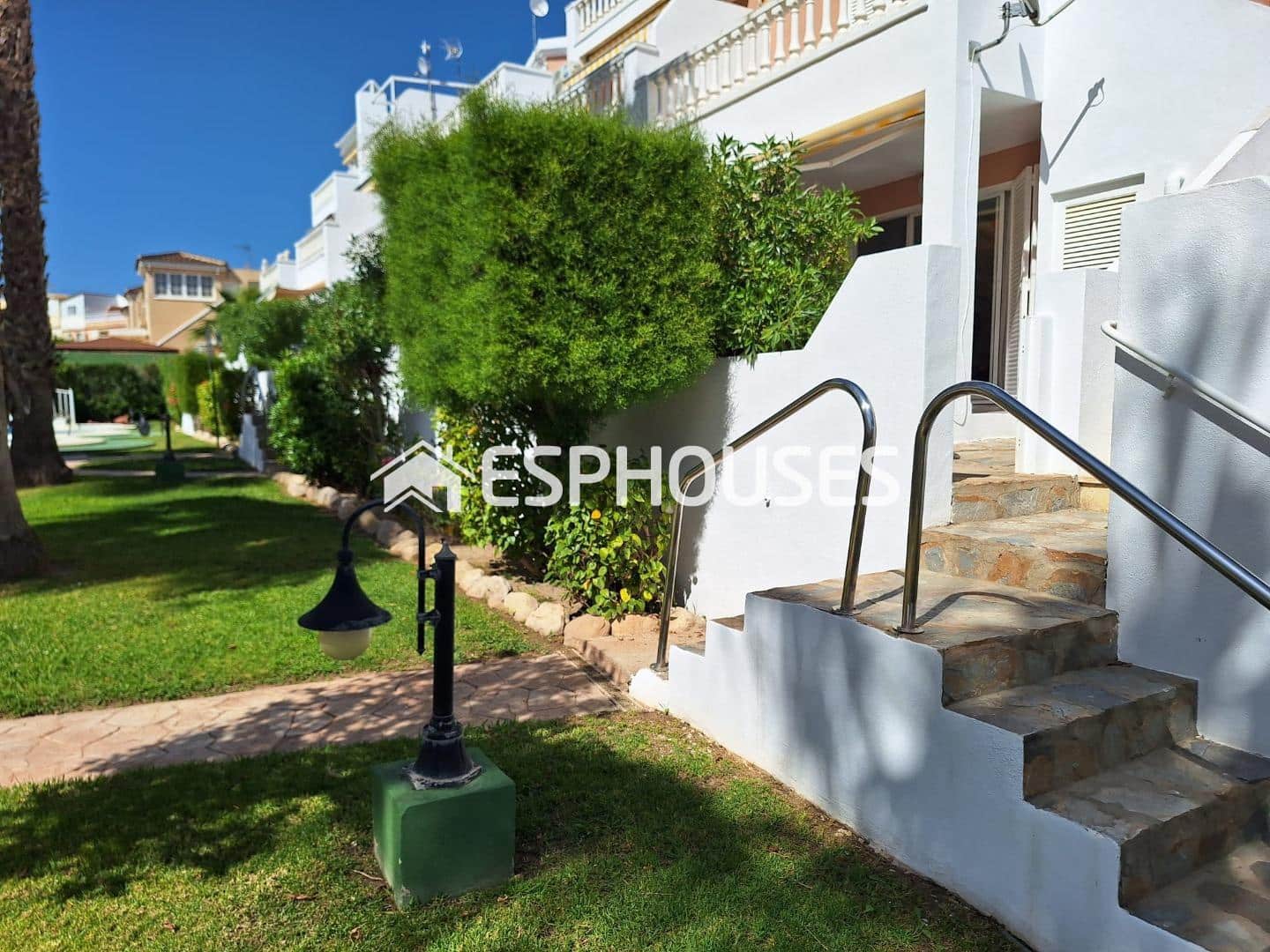 2 quarto Apartamento para venda em Guardamar del Segura com piscina - 185 000 € (Ref: 9812358)