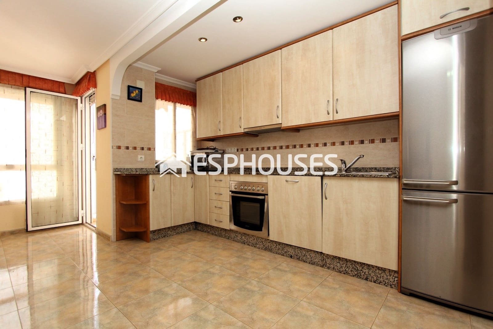 3 slaapkamer Appartement te koop in Guardamar del Segura - € 165.000 (Ref: 9812359)