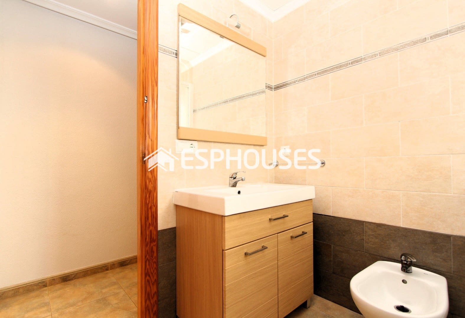 3 slaapkamer Appartement te koop in Guardamar del Segura - € 165.000 (Ref: 9812359)