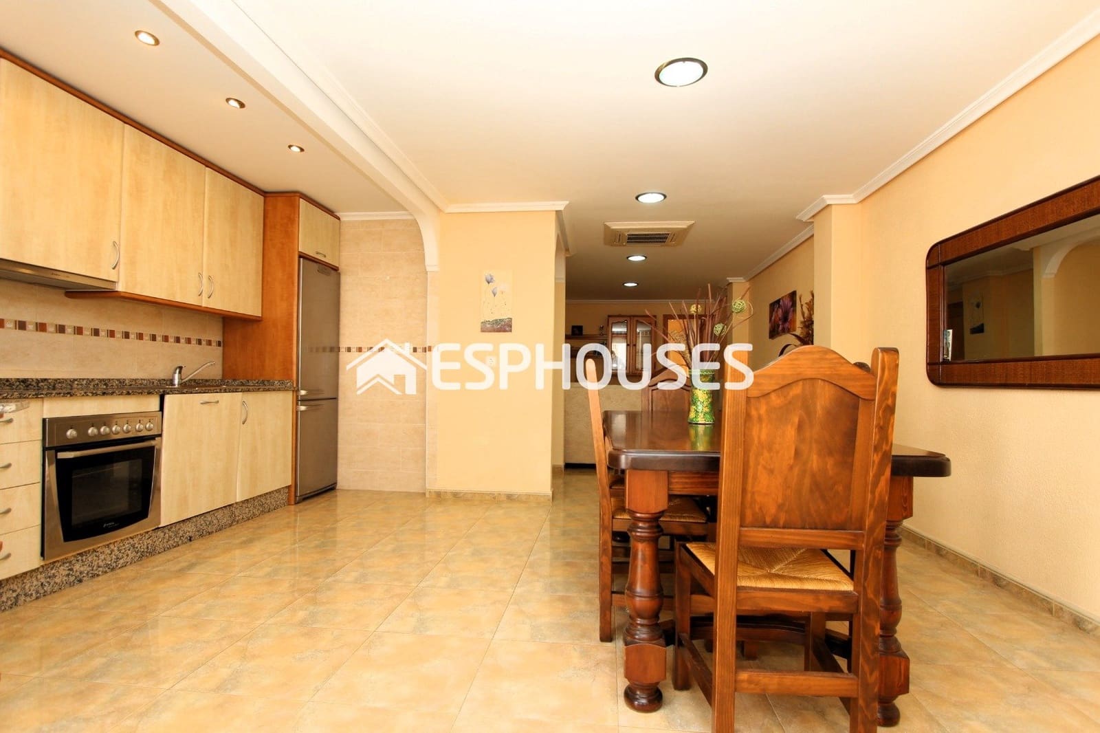 3 slaapkamer Appartement te koop in Guardamar del Segura - € 165.000 (Ref: 9812359)