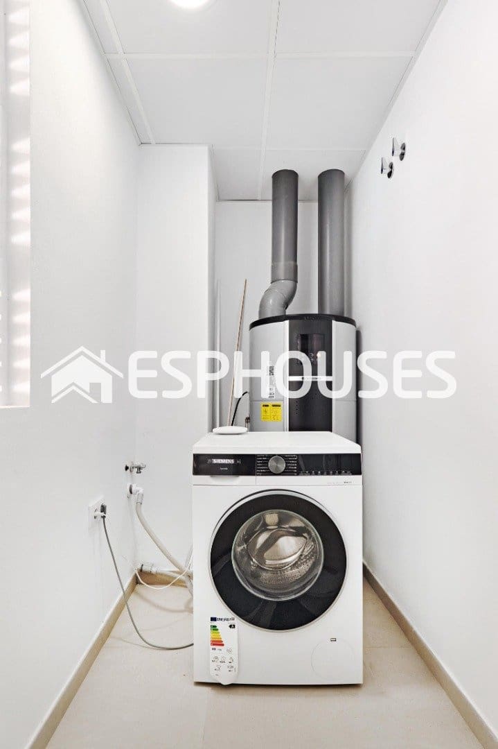2 soverom Bungalow til salgs i Torrevieja med svømmebasseng garasje - € 380 000 (Ref: 9812360)