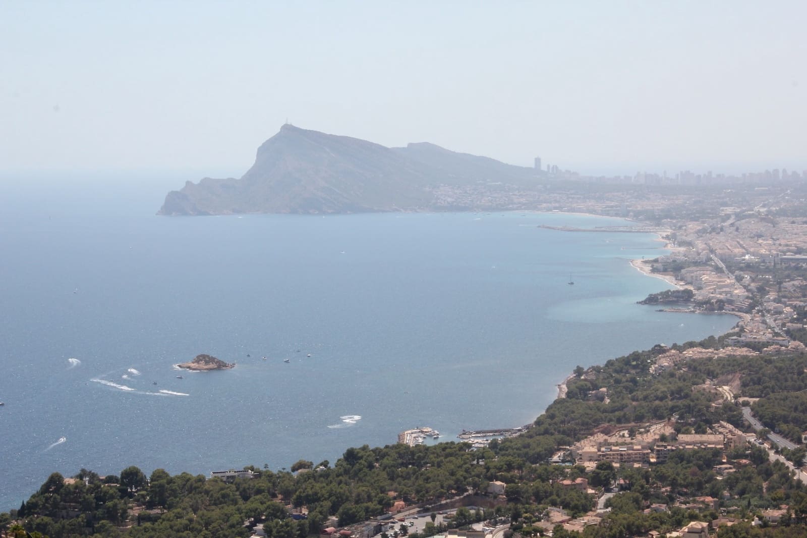 2 bedroom Apartment for sale in Altea with pool garage - € 375,000 (Ref: 9846712)