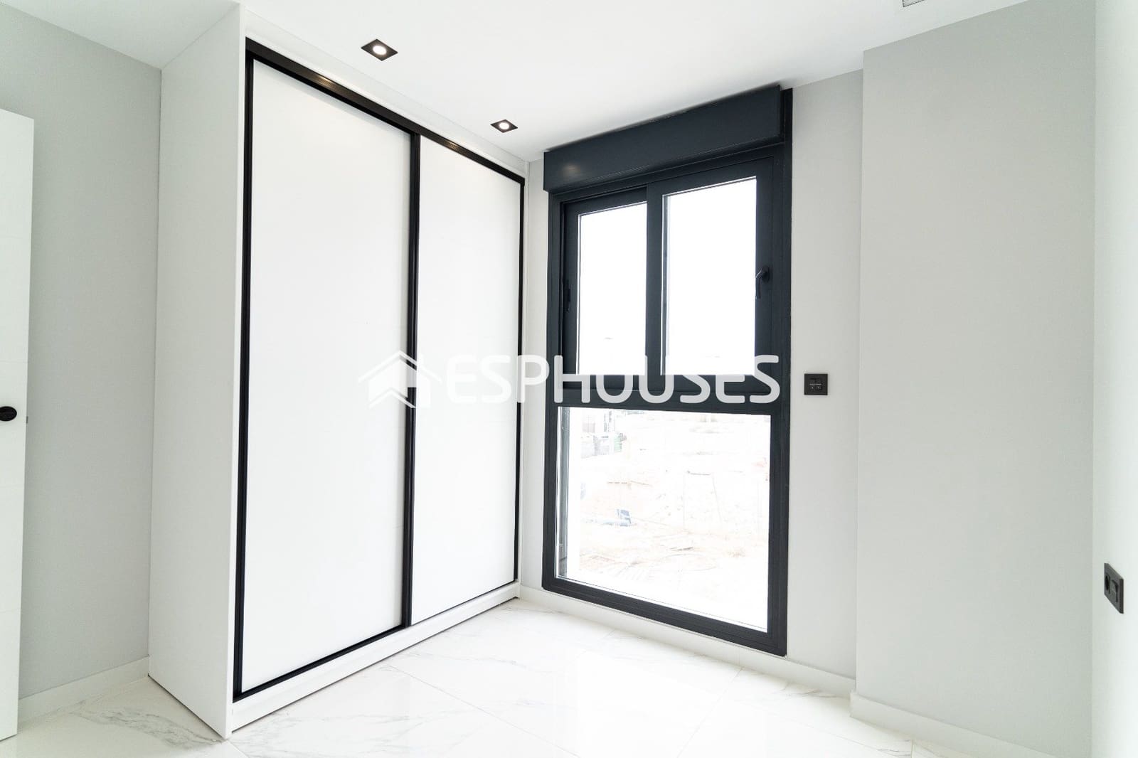 4 quarto Moradia para venda em Orihuela Costa com piscina garagem - 699 900 € (Ref: 9846717)