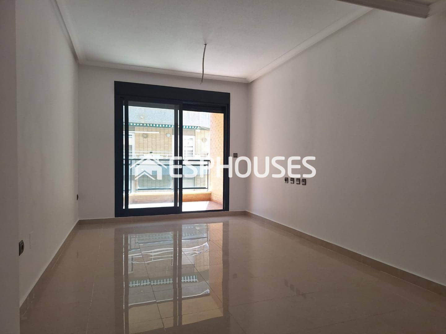 2 soveværelse Lejlighed til salg i Guardamar del Segura med garage - € 220.000 (Ref: 9846719)