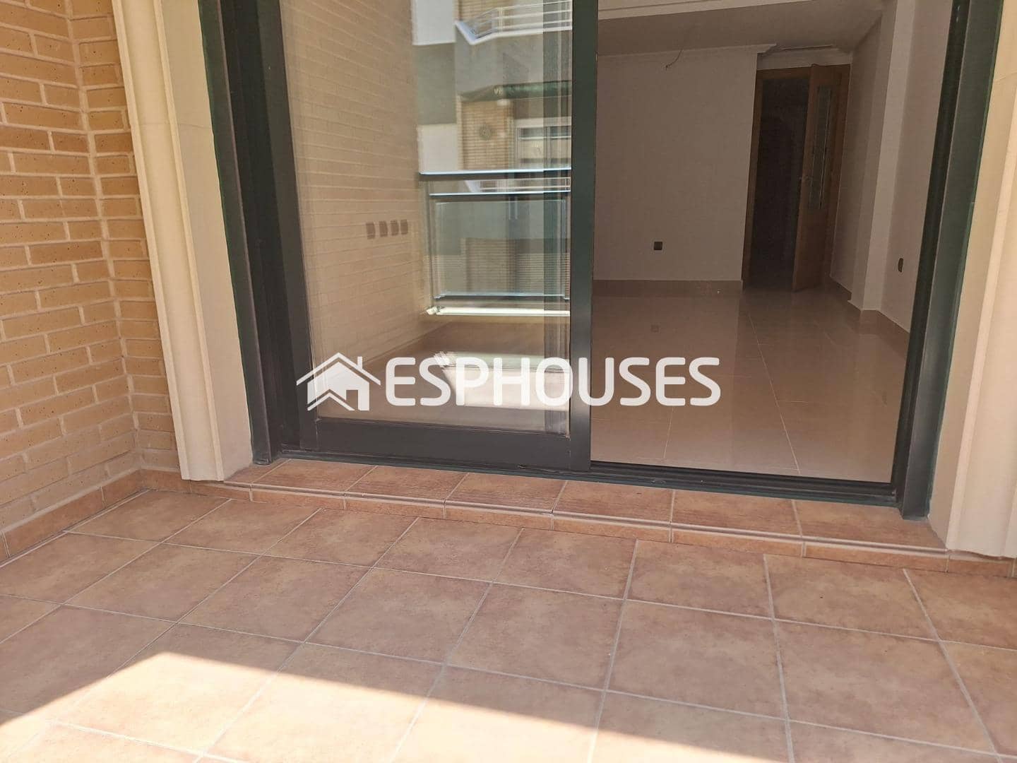 2 soveværelse Lejlighed til salg i Guardamar del Segura med garage - € 220.000 (Ref: 9846719)