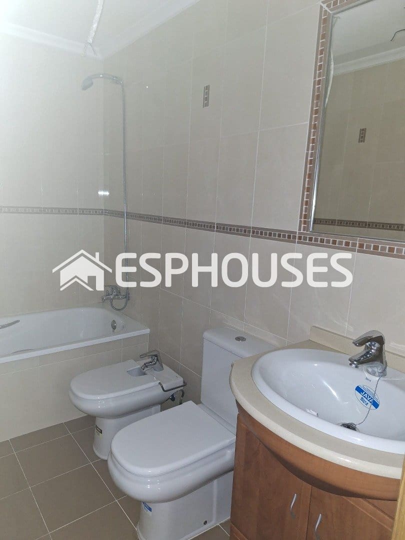 2 Zimmer Apartment zu verkaufen in Guardamar del Segura mit Garage - 220.000 € (Ref: 9846719)