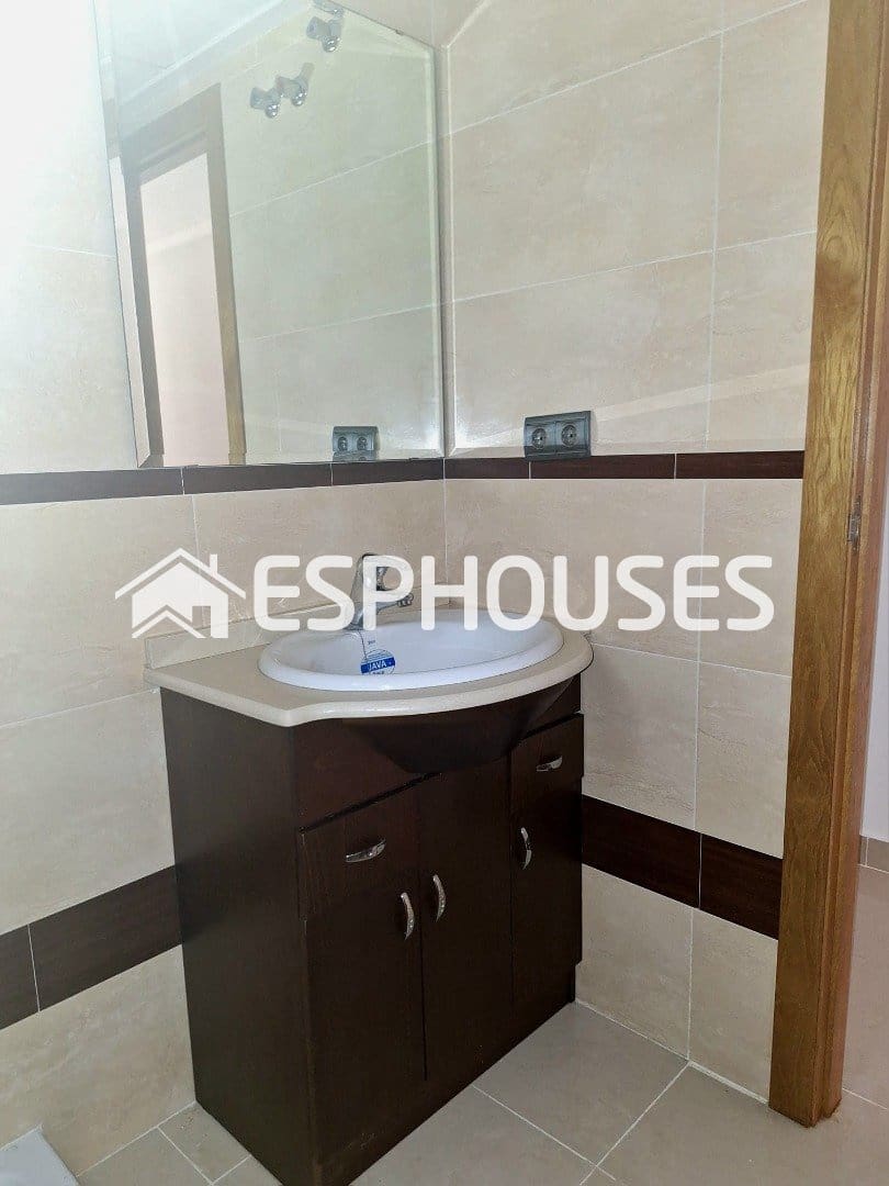 2 Zimmer Apartment zu verkaufen in Guardamar del Segura mit Garage - 220.000 € (Ref: 9846719)