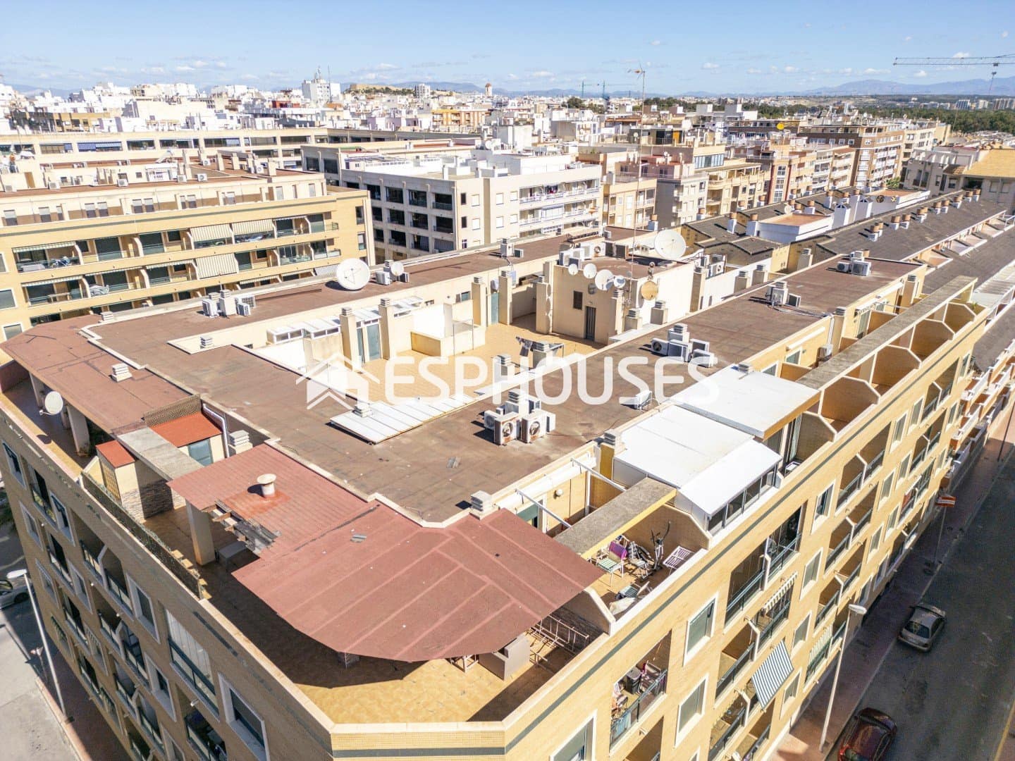 2 soverom Leilighet til salgs i Guardamar del Segura med garasje - € 220 000 (Ref: 9846719)