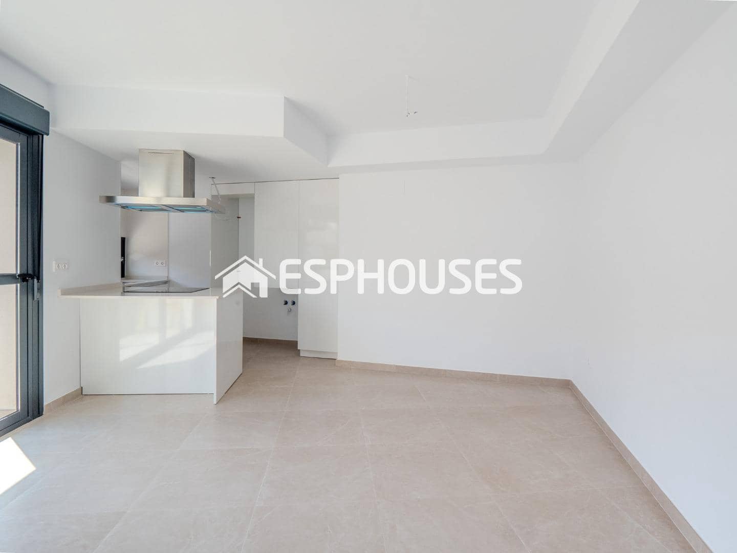 2 bedroom Apartment for sale in Alicante / Alacant city with pool - € 265,000 (Ref: 9846725)