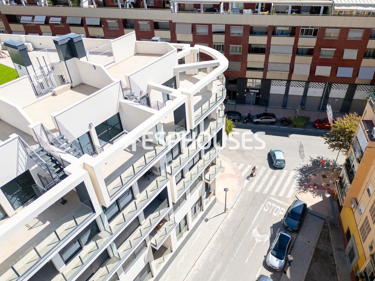 2 soverom Leilighet til salgs i Alicante by med svømmebasseng - € 265 000 (Ref: 9846725)