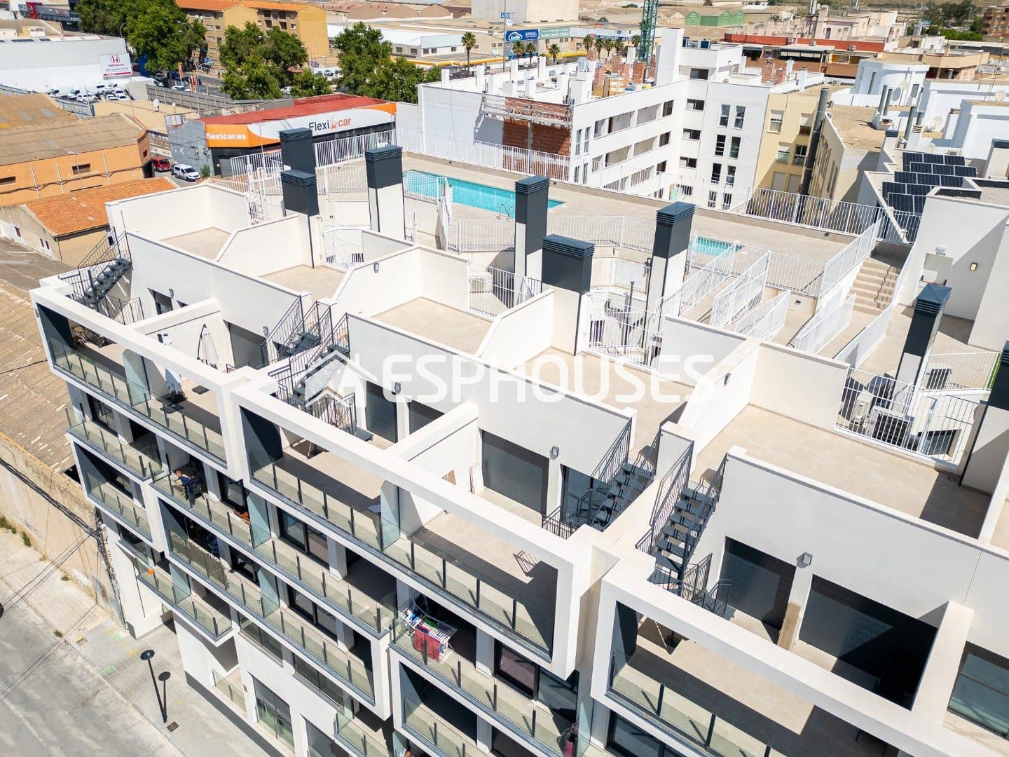 2 soverom Leilighet til salgs i Alicante by med svømmebasseng - € 265 000 (Ref: 9846725)