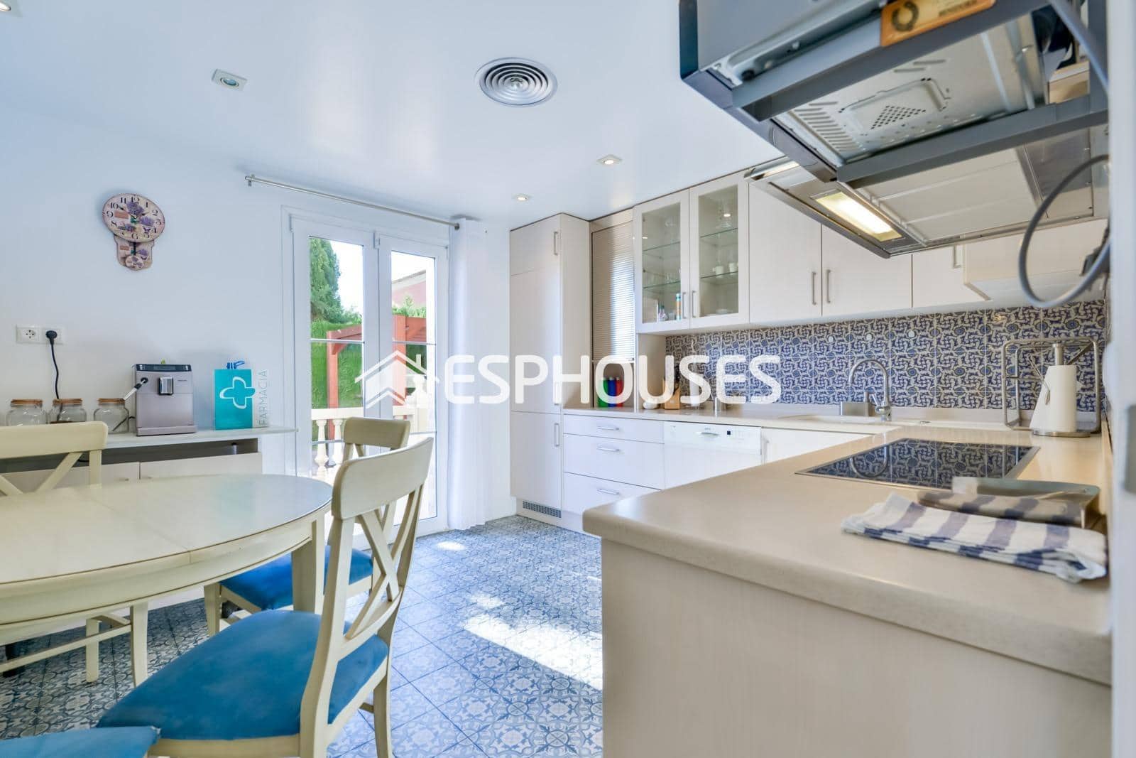 4 soveværelse Villa til salg i Finestrat med swimmingpool garage - € 950.000 (Ref: 9846728)