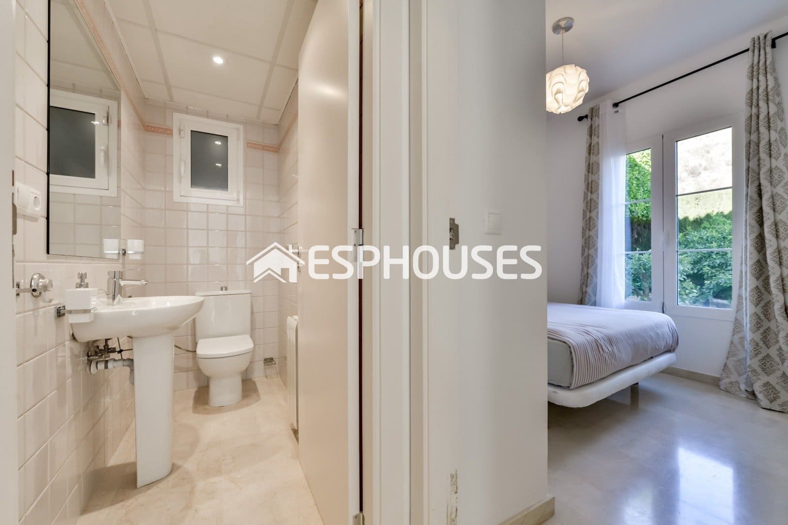 4 bedroom Villa for sale in Finestrat with pool garage - € 800,000 (Ref: 9846728)