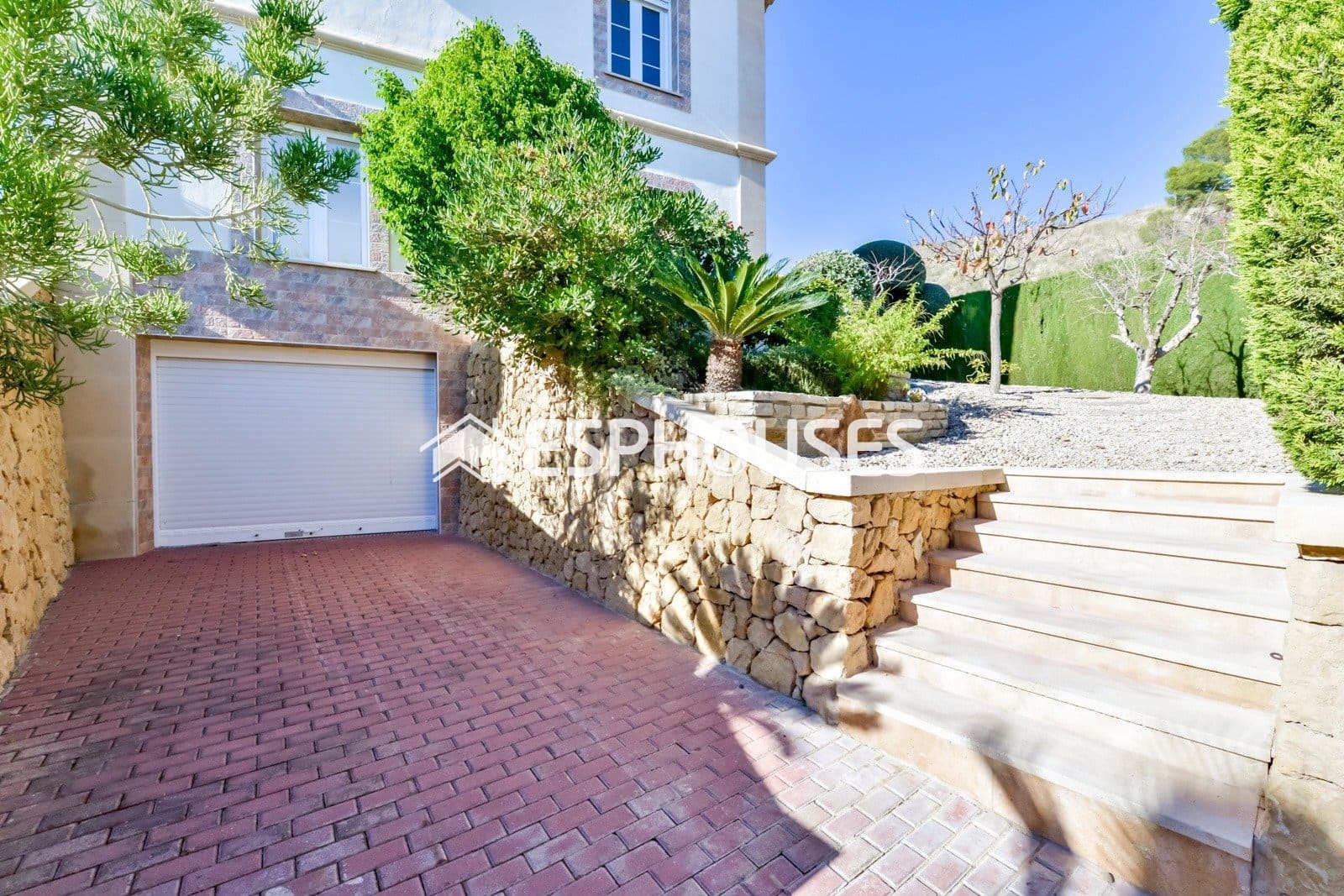 4 bedroom Villa for sale in Finestrat with pool garage - € 800,000 (Ref: 9846728)