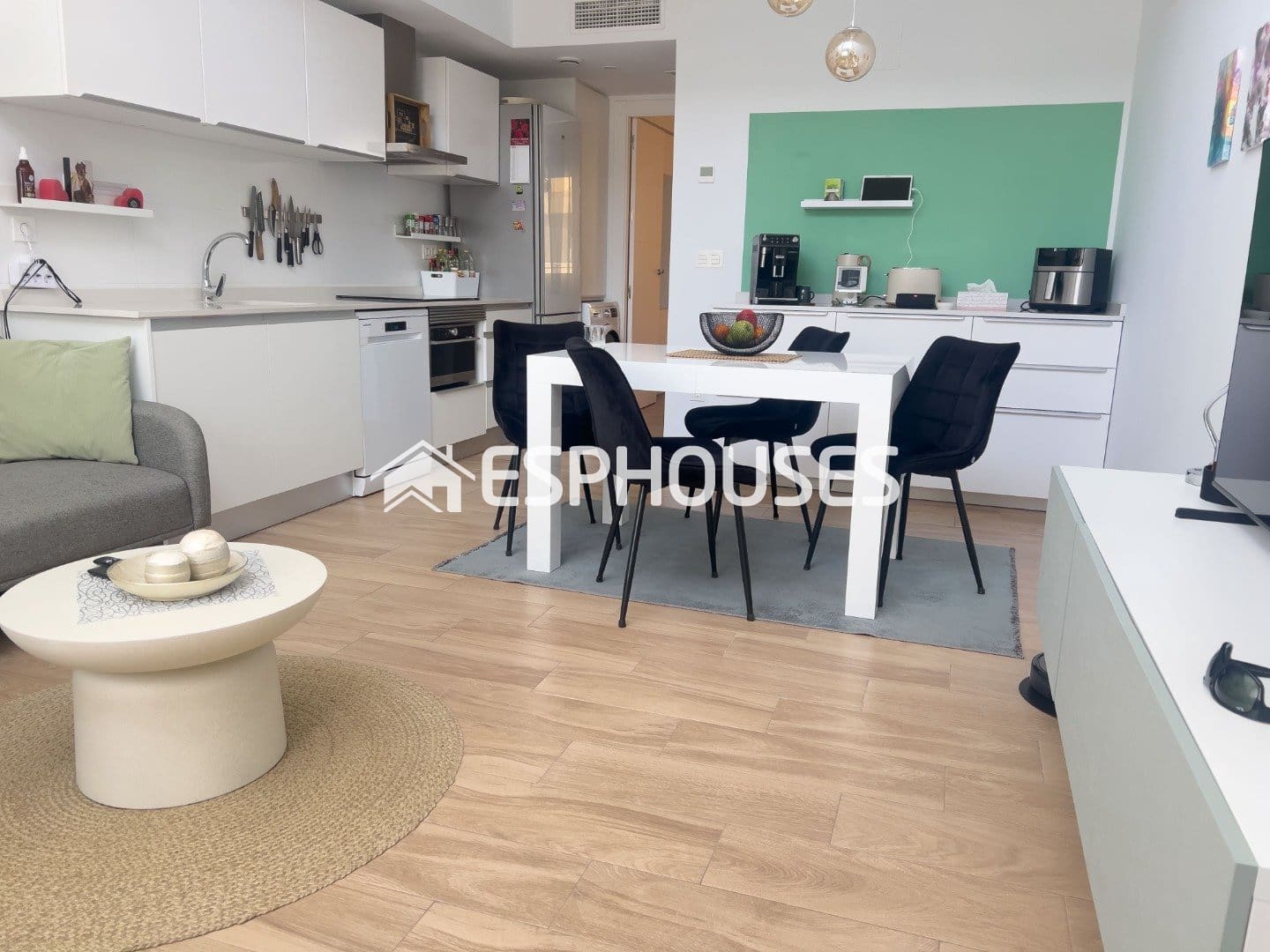 2 makuuhuone Paritalo myytävänä paikassa Gran Alacant mukana uima-altaan - 299 000 € (Ref: 9846736)
