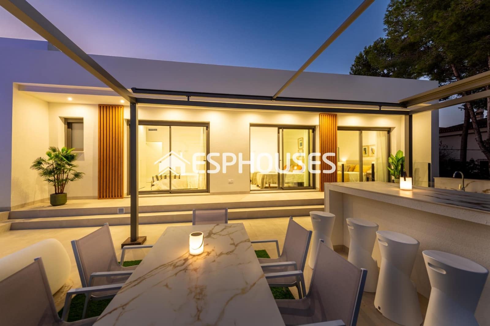 3 soveværelse Villa til salg i Pinar de Campoverde med swimmingpool garage - € 825.000 (Ref: 9846739)