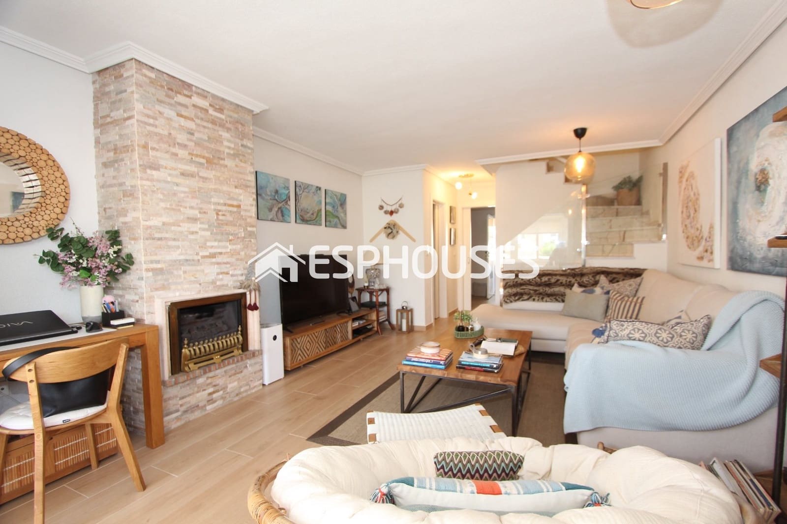 3 soveværelse Bungalow til salg i Guardamar del Segura med swimmingpool - € 275.000 (Ref: 9846748)