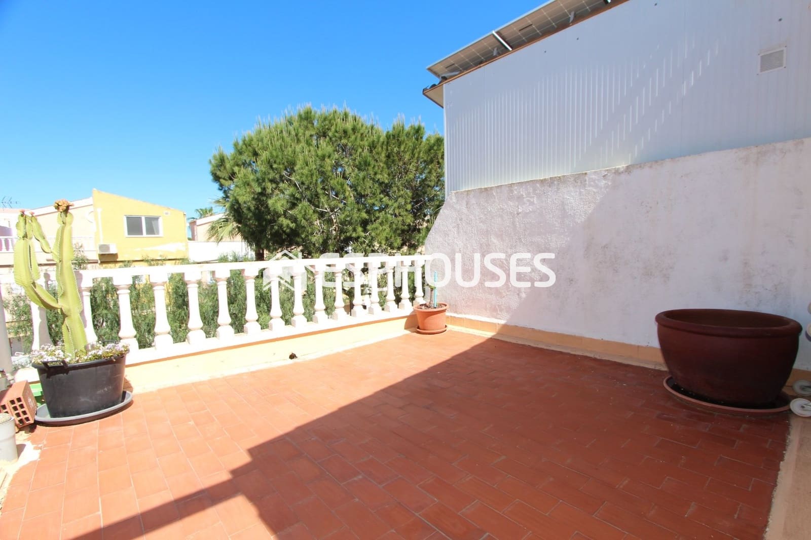 3 soveværelse Bungalow til salg i Guardamar del Segura med swimmingpool - € 275.000 (Ref: 9846748)