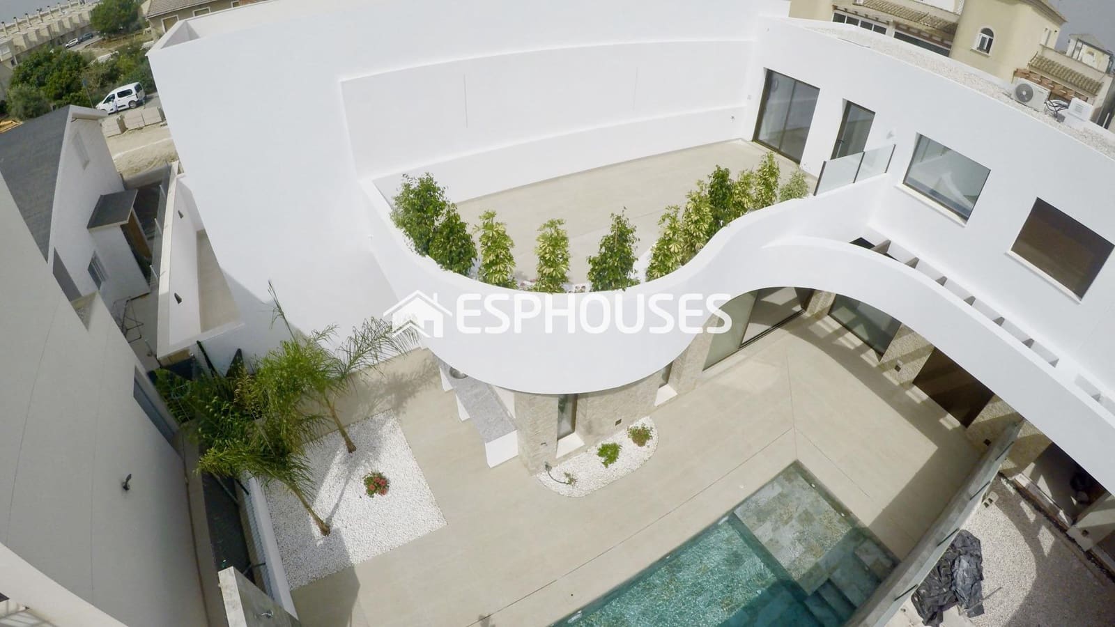 3 quarto Bungalow para venda em Almoradi com piscina garagem - 465 000 € (Ref: 9846749)