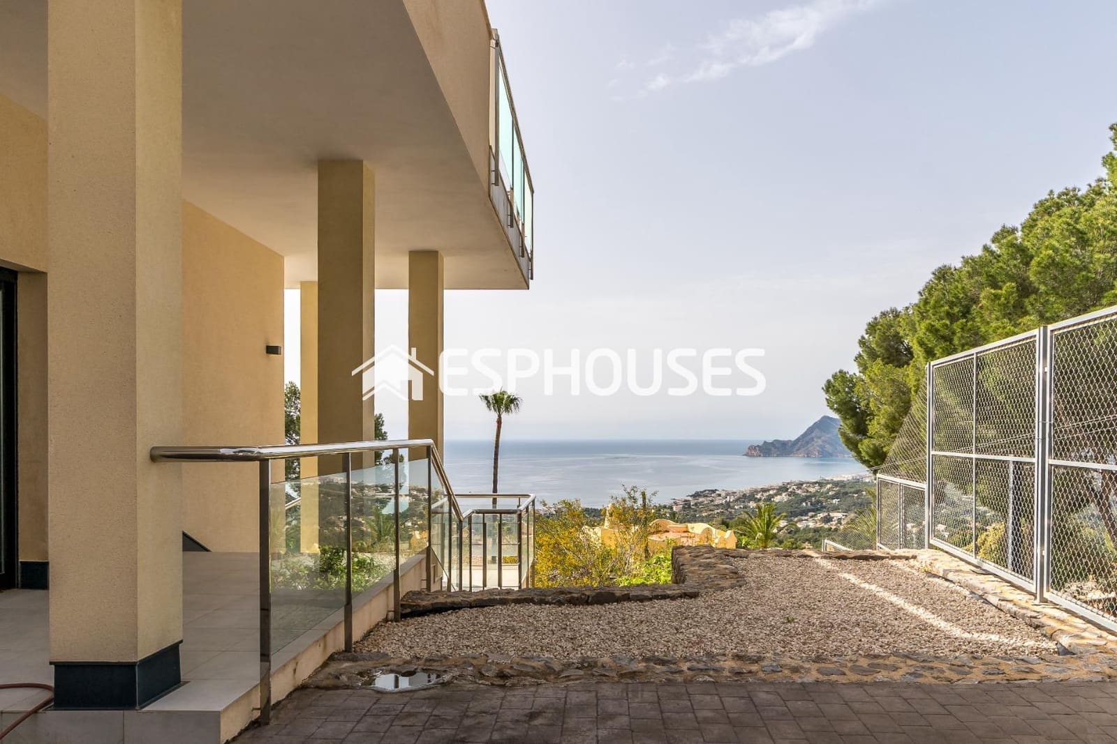 5 sypialnia Willa na sprzedaż w Altea z basenem garażem - 3 500 000 € (Ref: 9846765)