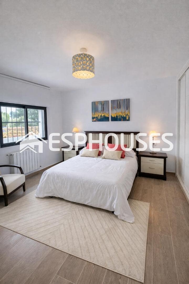 4 Zimmer Villa zu verkaufen in La Nucia mit Pool Garage - 895.000 € (Ref: 9846769)