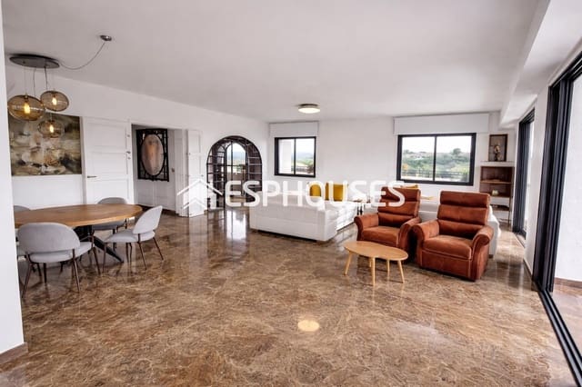 4 soverom Villa til salgs i La Nucia Pueblo  , La Nucia med svømmebasseng garasje - € 895 000 (Ref: 9846769)