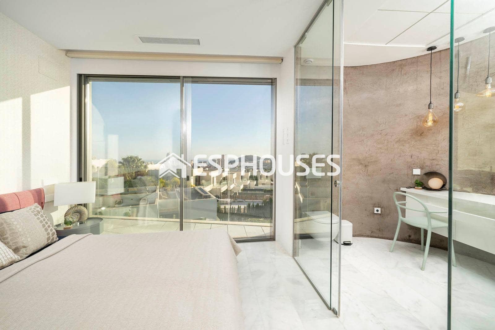 4 quarto Moradia para venda em Finestrat com piscina garagem - 1 280 000 € (Ref: 9846770)