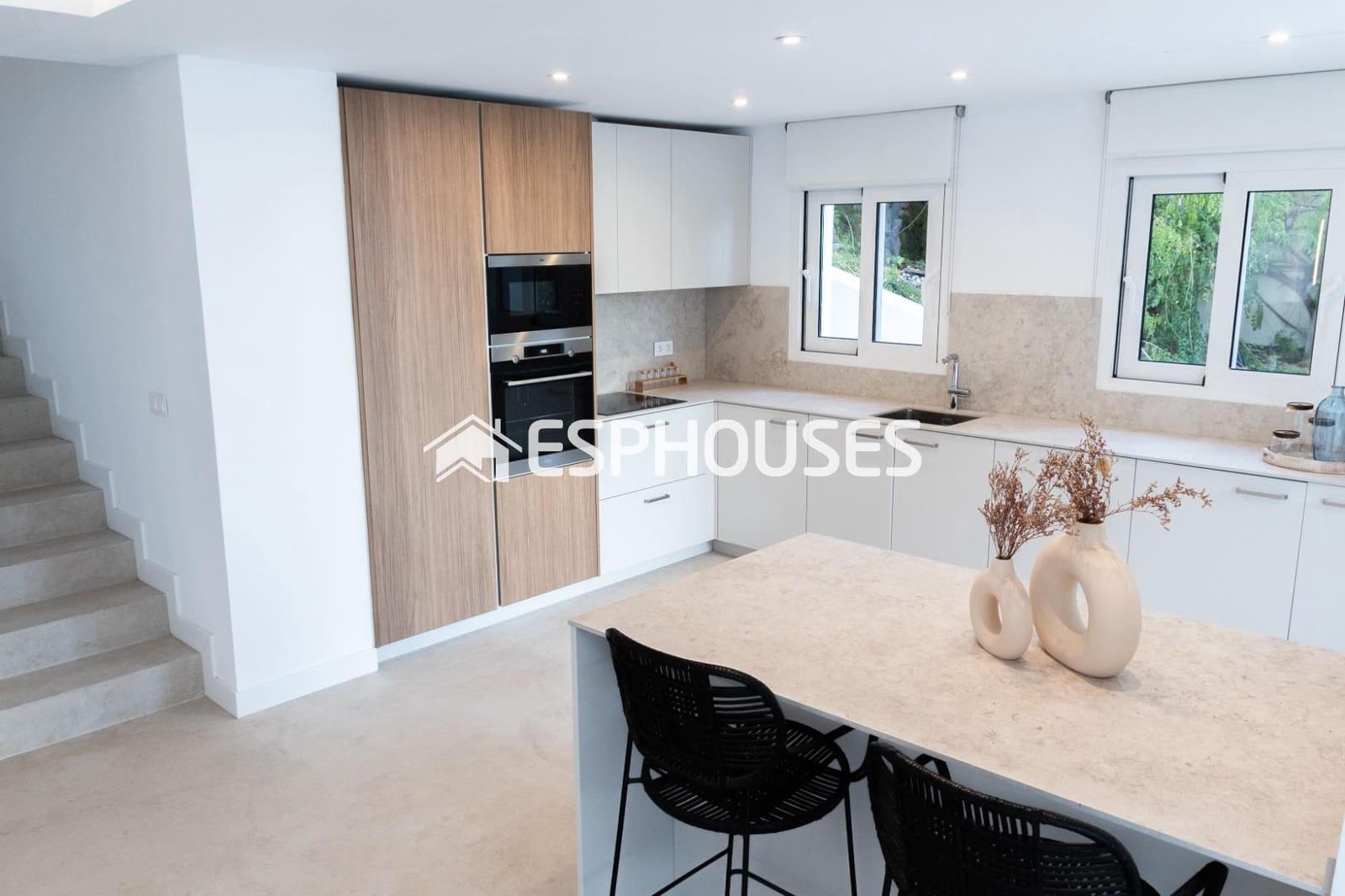 3 soveværelse Villa til salg i Altea med swimmingpool - € 1.650.000 (Ref: 9846771)
