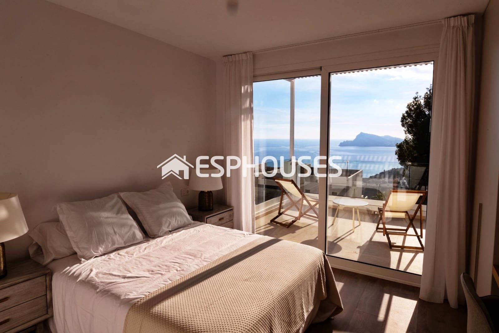3 soveværelse Villa til salg i Altea med swimmingpool - € 1.650.000 (Ref: 9846771)