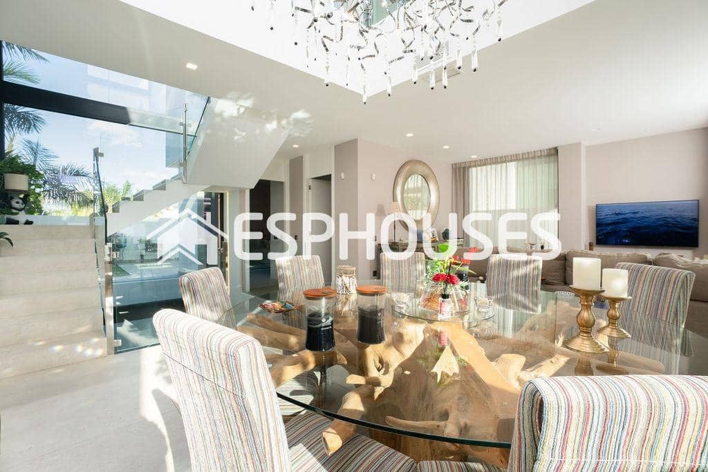 4 soveværelse Villa til salg i Albir med swimmingpool garage - € 1.495.000 (Ref: 9846772)