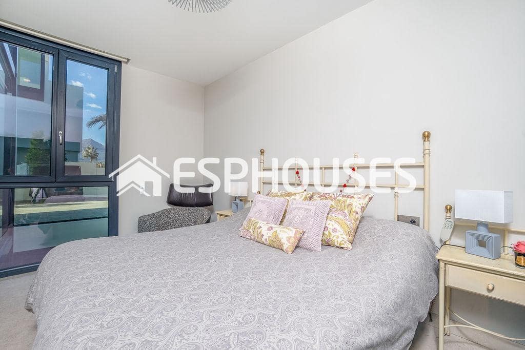 4 soveværelse Villa til salg i Albir med swimmingpool garage - € 1.495.000 (Ref: 9846772)