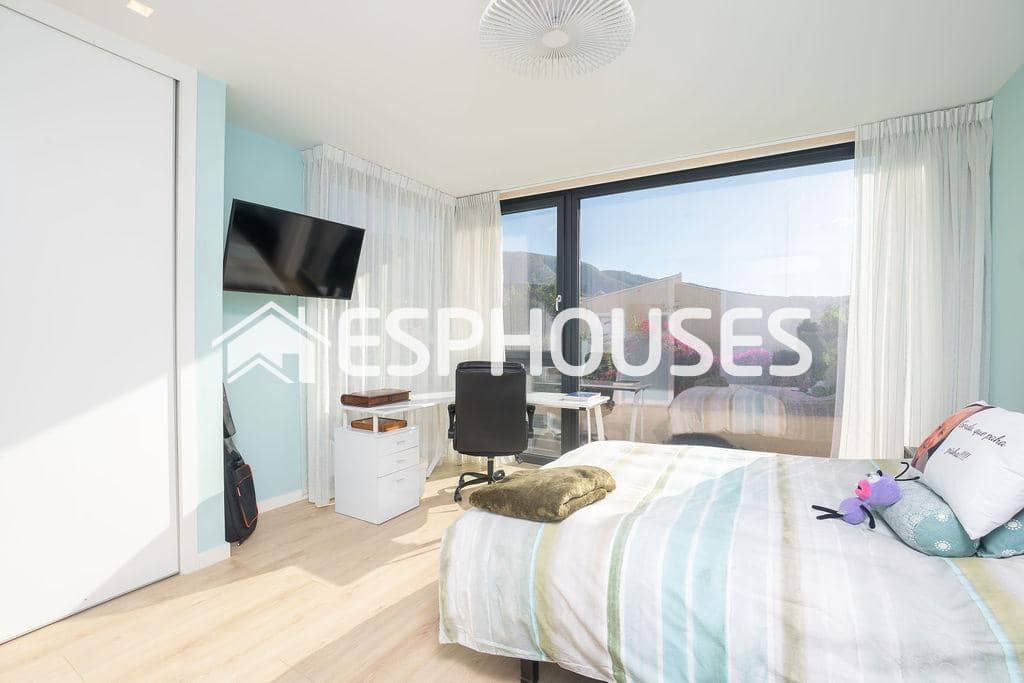 4 soveværelse Villa til salg i Albir med swimmingpool garage - € 1.495.000 (Ref: 9846772)