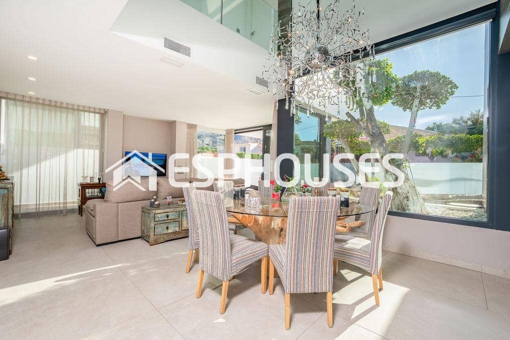 4 soveværelse Villa til salg i Albir med swimmingpool garage - € 1.495.000 (Ref: 9846772)
