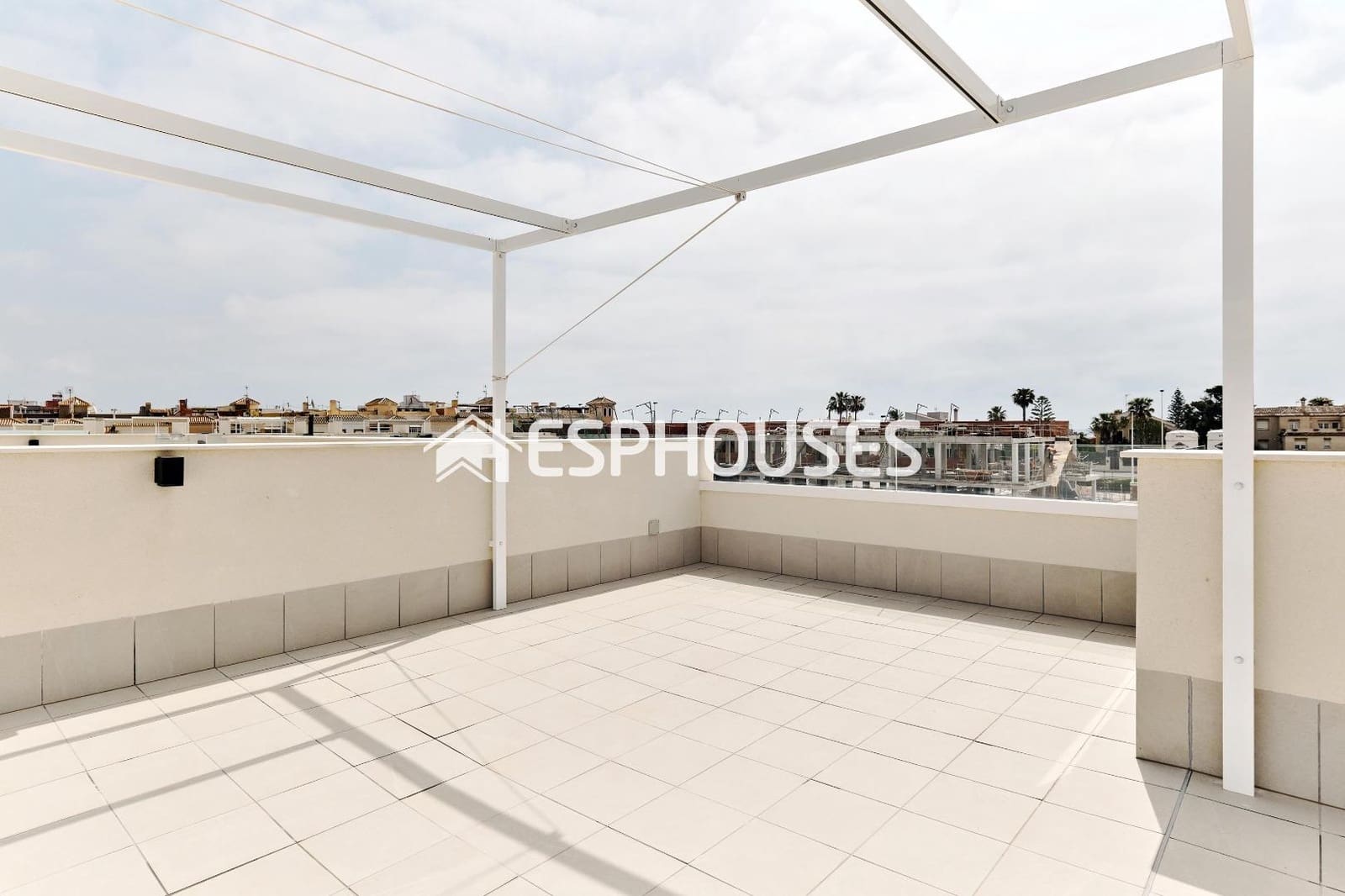 2 sovrum Lägenhet till salu i Torrevieja med pool garage - 525 000 € (Ref: 9860340)