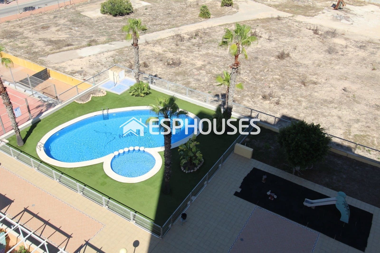 3 bedroom Penthouse for sale in Guardamar del Segura with pool garage - € 270,000 (Ref: 9873753)