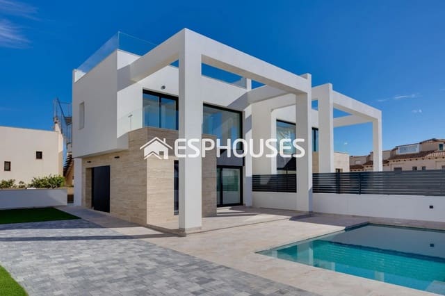 4 soveværelse Villa til salg i Torreblanca, Torrevieja med swimmingpool - € 780.000 (Ref: 9873757)