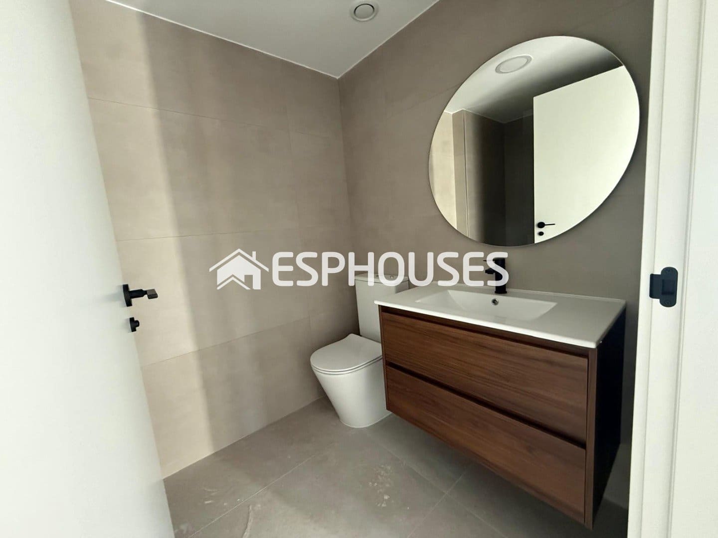 2 bedroom Apartment for sale in Muchamiel / Mutxamel with pool garage - € 234,000 (Ref: 9873759)
