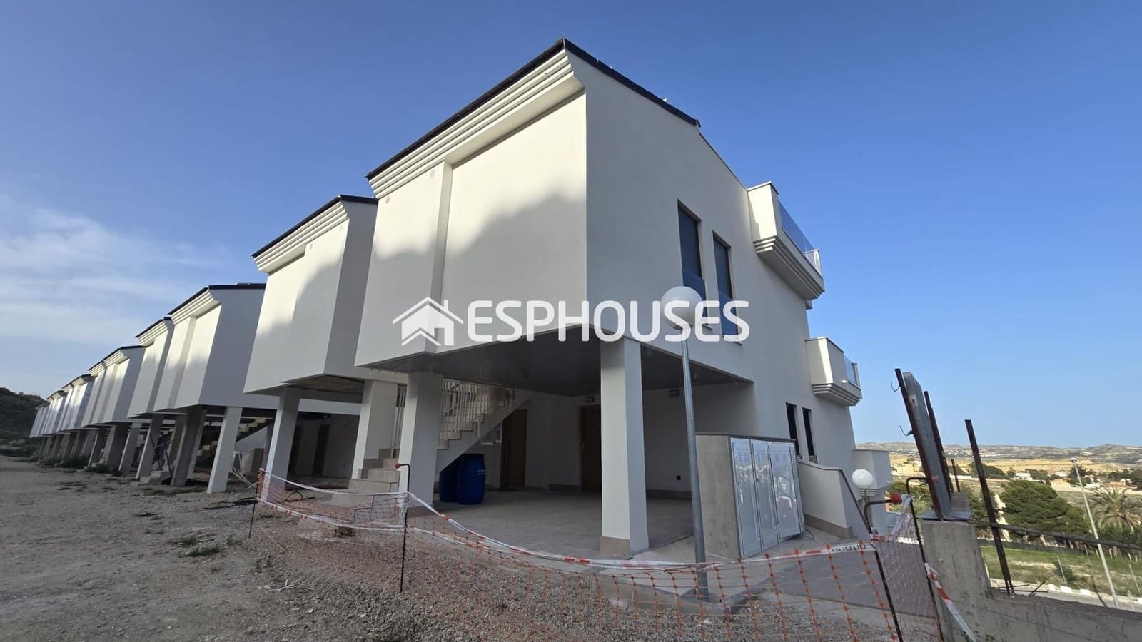 2 bedroom Apartment for sale in Muchamiel / Mutxamel with pool garage - € 234,000 (Ref: 9873759)