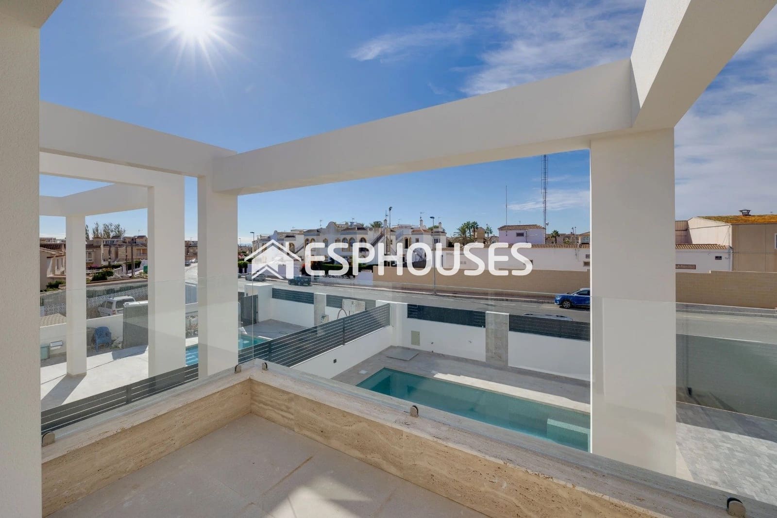 4 bedroom Villa for sale in Torrevieja with pool - € 750,000 (Ref: 9873762)