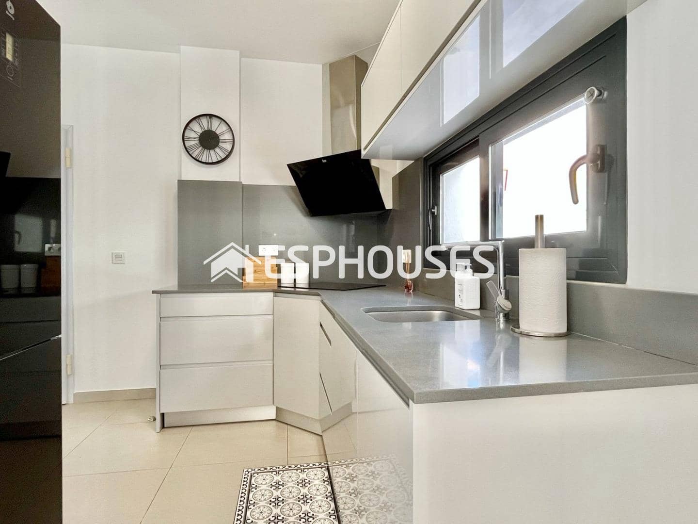 3 slaapkamer Villa te koop in Guardamar del Segura met zwembad garage - € 580.000 (Ref: 9873763)
