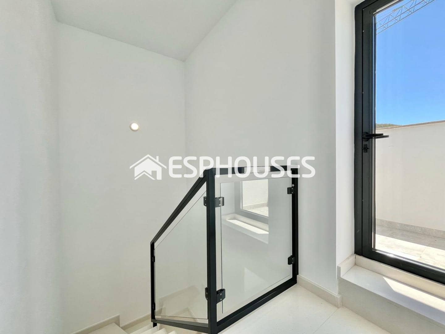 3 slaapkamer Villa te koop in Guardamar del Segura met zwembad garage - € 580.000 (Ref: 9873763)