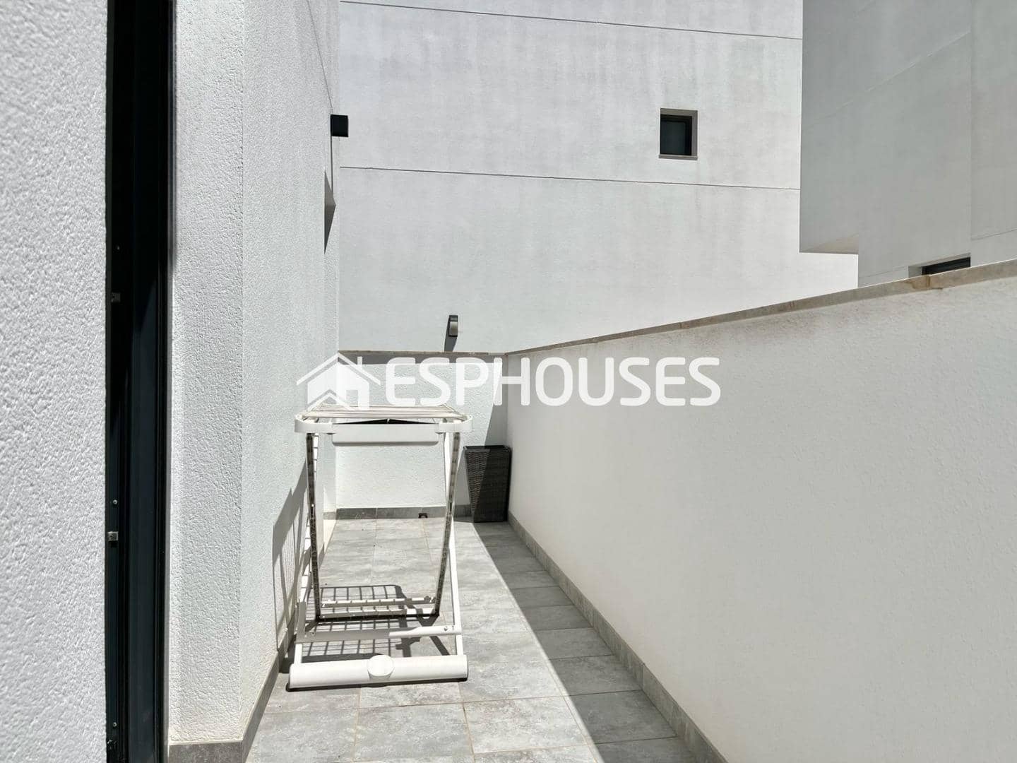 3 slaapkamer Villa te koop in Guardamar del Segura met zwembad garage - € 580.000 (Ref: 9873763)