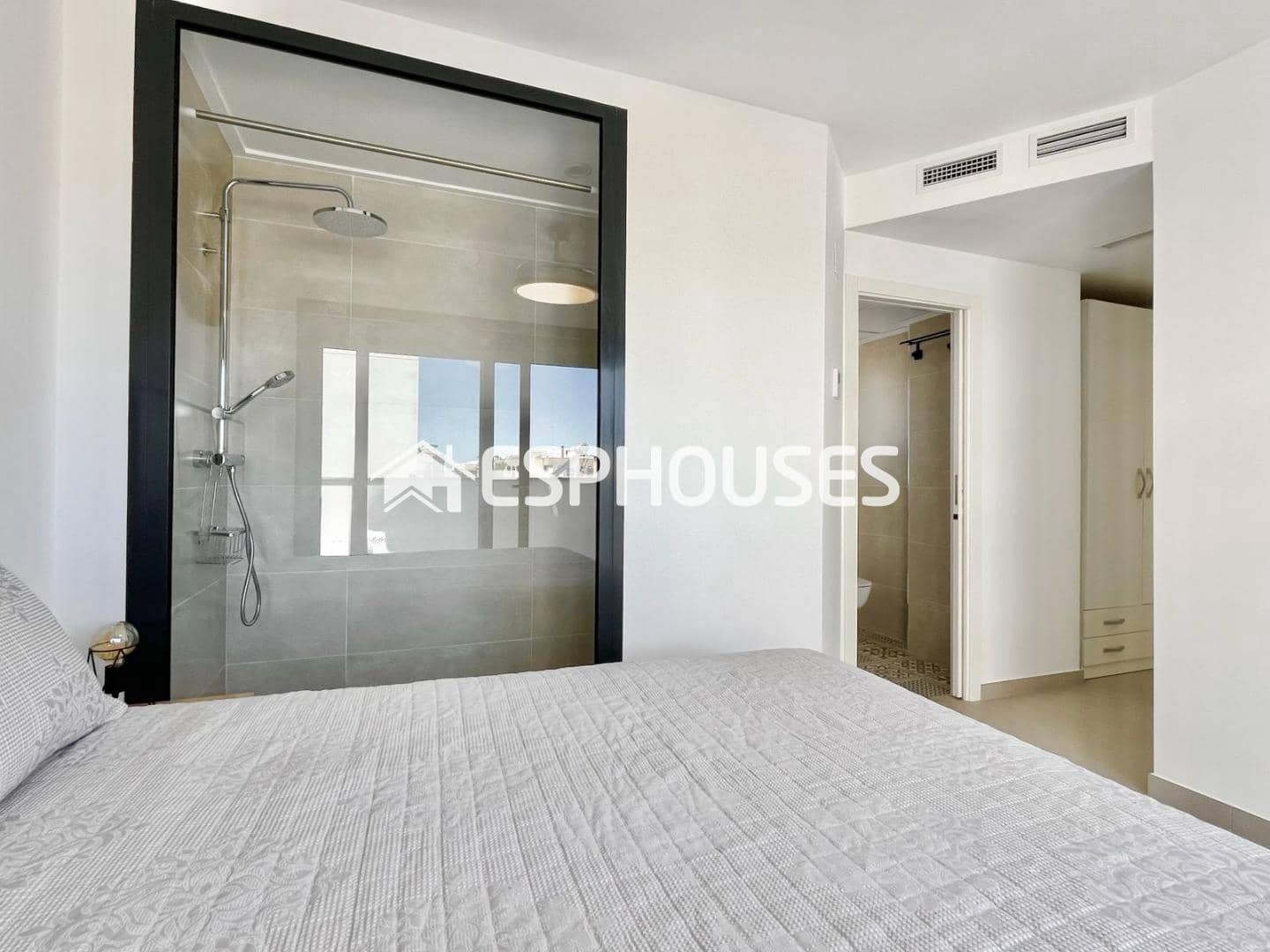 3 slaapkamer Villa te koop in Guardamar del Segura met zwembad garage - € 580.000 (Ref: 9873763)