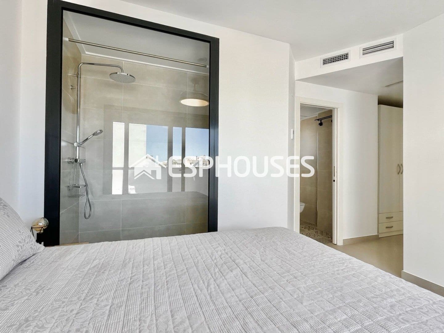 3 bedroom Villa for sale in Guardamar del Segura with pool garage - € 529,000 (Ref: 9873763)