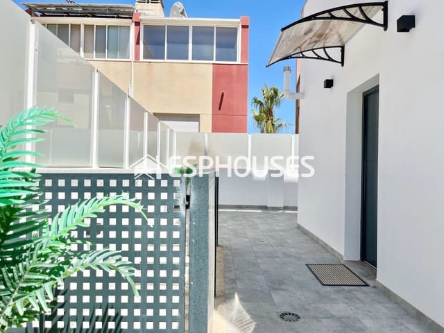 3 soveværelse Villa til salg i Los Secanos, Guardamar del Segura med swimmingpool garage - € 580.000 (Ref: 9873763)