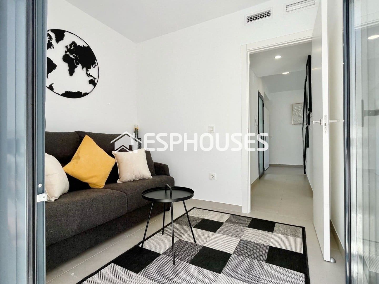 3 bedroom Villa for sale in Guardamar del Segura with pool garage - € 529,000 (Ref: 9873763)